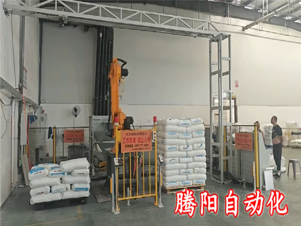 無紡布樹脂顆粒拆包投料機器人——助力企業邁向自動化